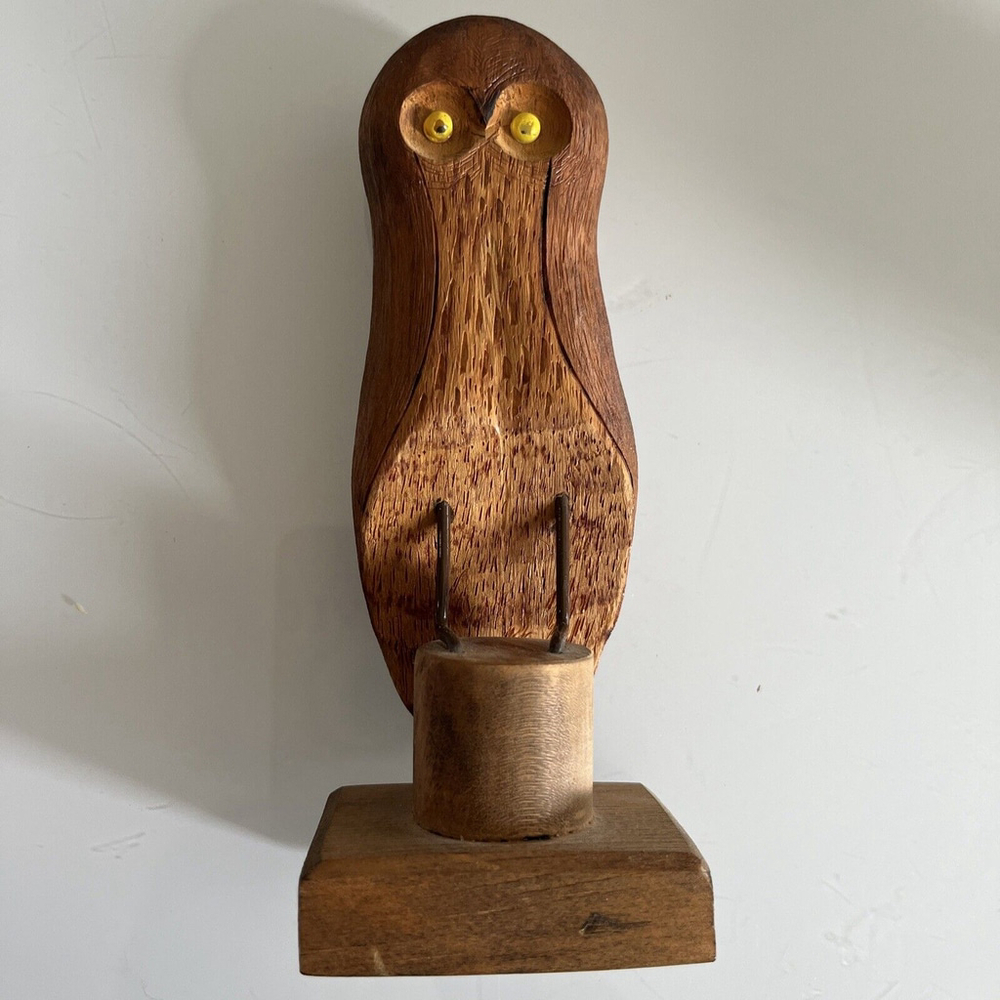 Beautiful Owl Wood Carved Sculpture Glass Eyes Tree Stump Metal Feet Signed